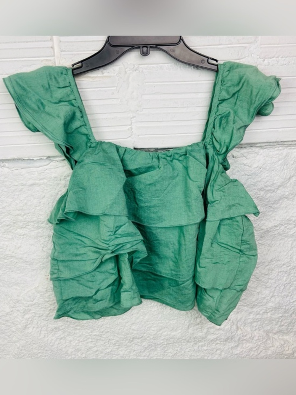 Listicle Green Ruffle Square-Neck Crop Top size small
